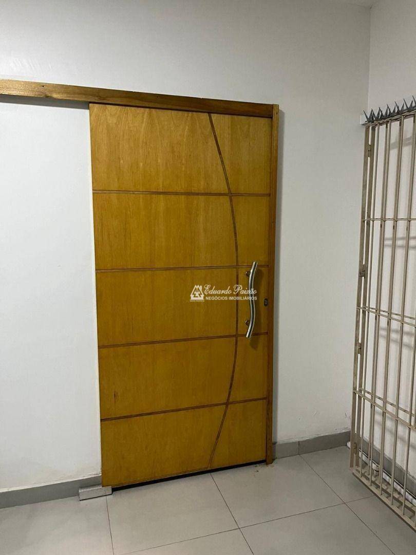 Sobrado à venda e aluguel com 3 quartos, 500m² - Foto 19