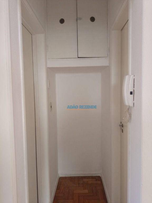 Apartamento à venda com 1 quarto, 37m² - Foto 4