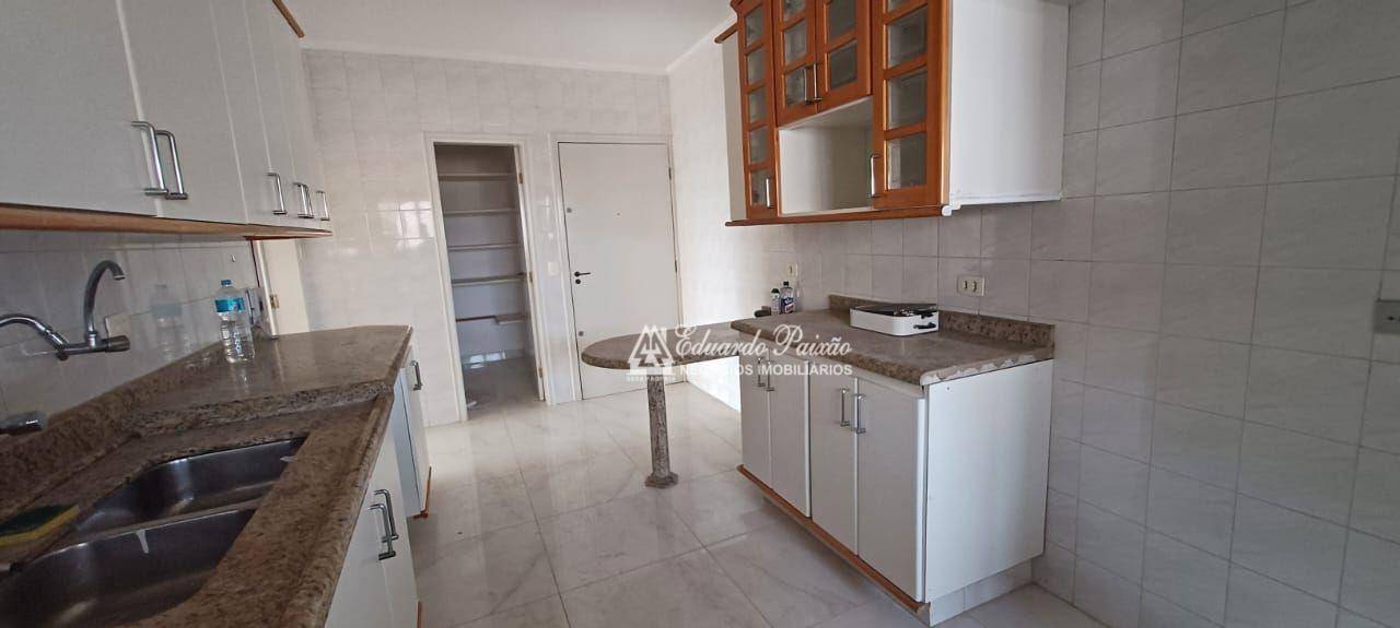 Apartamento à venda com 3 quartos, 130m² - Foto 10