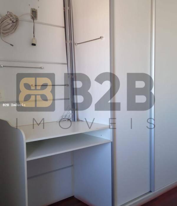 Apartamento à venda com 3 quartos, 190m² - Foto 11