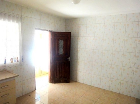 Casa à venda com 2 quartos, 300m² - Foto 17