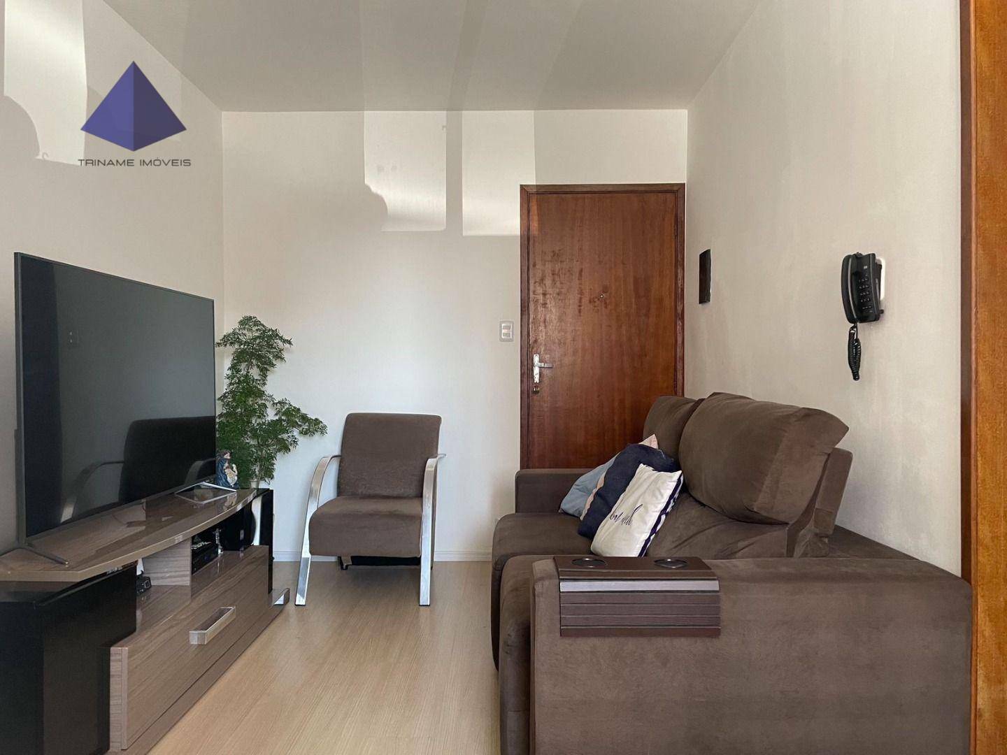 Apartamento à venda com 2 quartos, 57m² - Foto 1