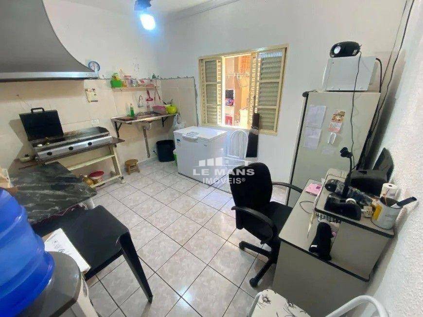 Casa, 3 quartos, 196 m² - Foto 5