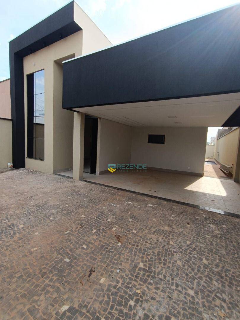 Casa, 3 quartos, 149 m² - Foto 1