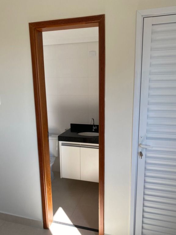 Apartamento à venda com 2 quartos, 70m² - Foto 8