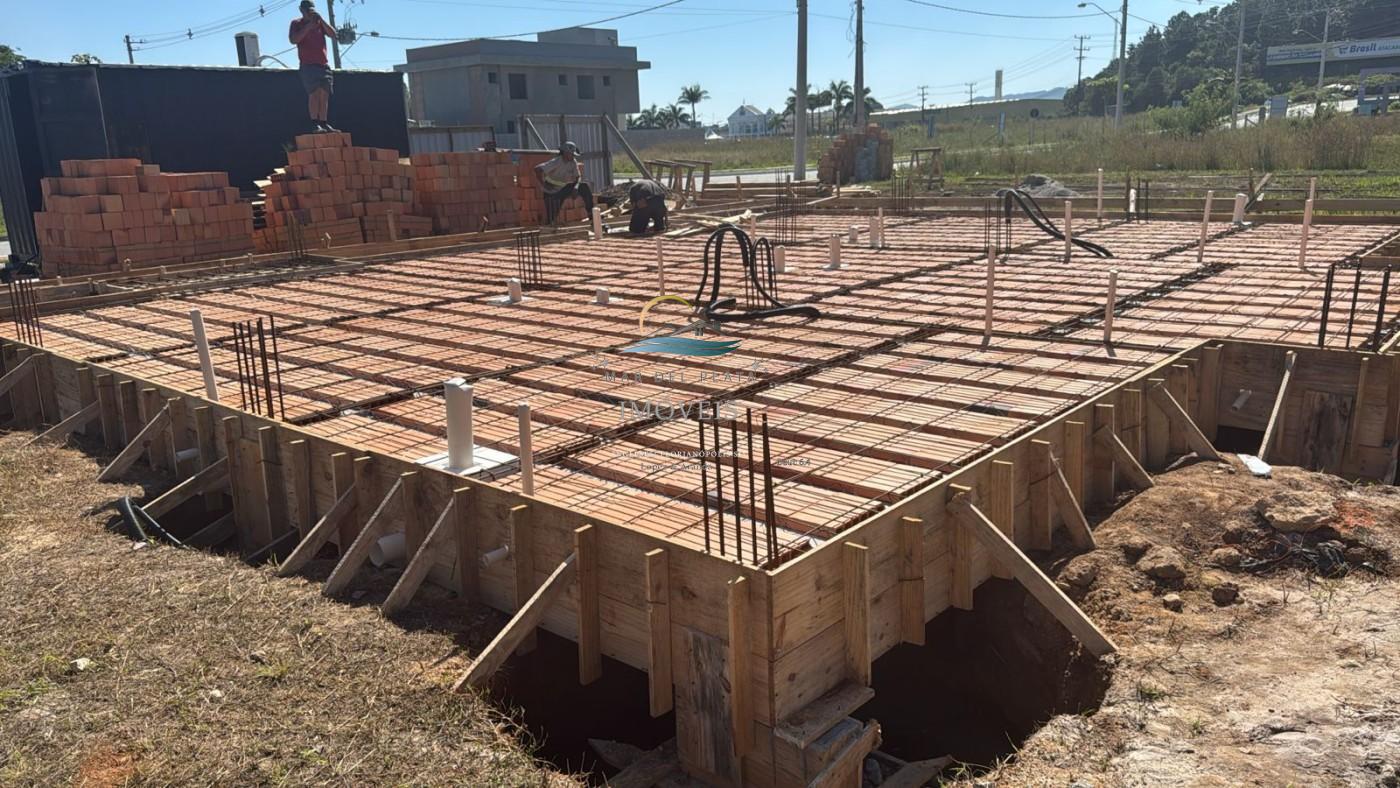 Sobrado à venda com 2 quartos, 81m² - Foto 3