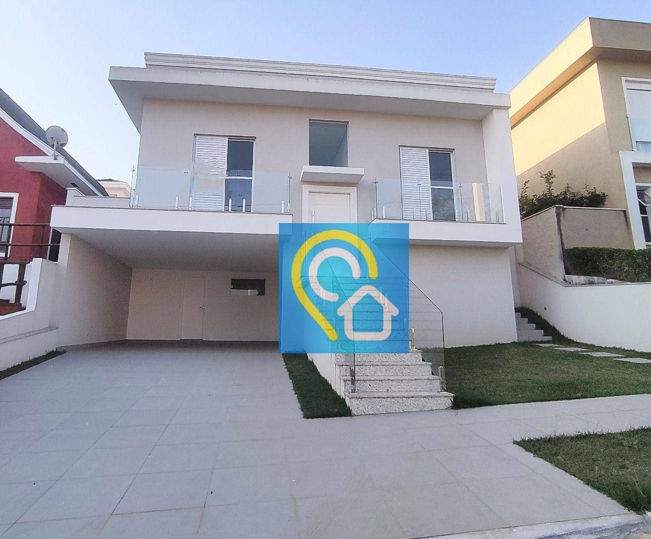 Casa de Condomínio à venda com 3 quartos, 220m² - Foto 1