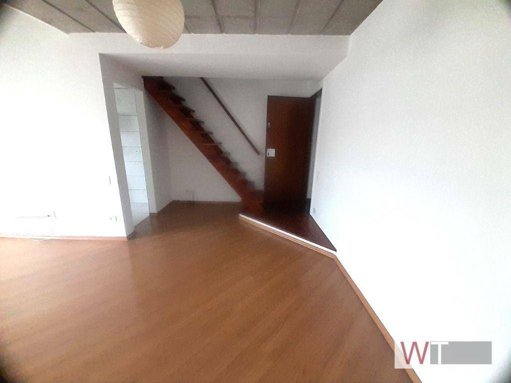 Apartamento para alugar com 1 quarto, 70m² - Foto 4