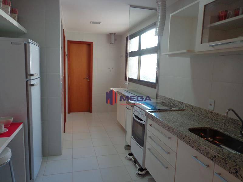 Apartamento à venda com 3 quartos, 107m² - Foto 8