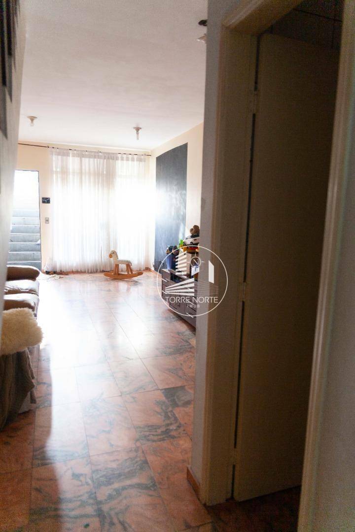 Sobrado à venda com 3 quartos, 112m² - Foto 3