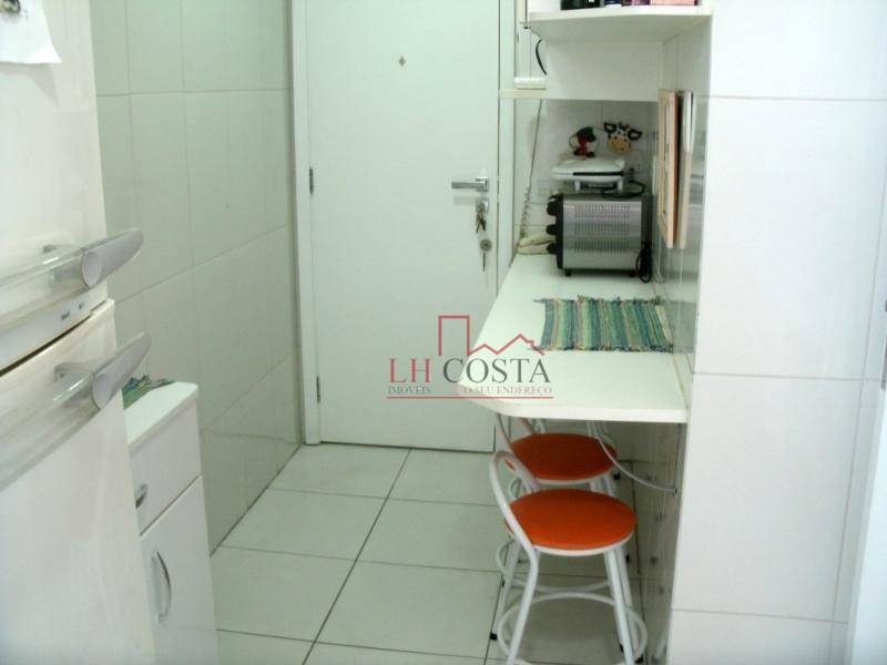 Apartamento à venda com 3 quartos, 101m² - Foto 12