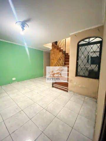 Casa à venda e aluguel com 4 quartos, 250m² - Foto 1