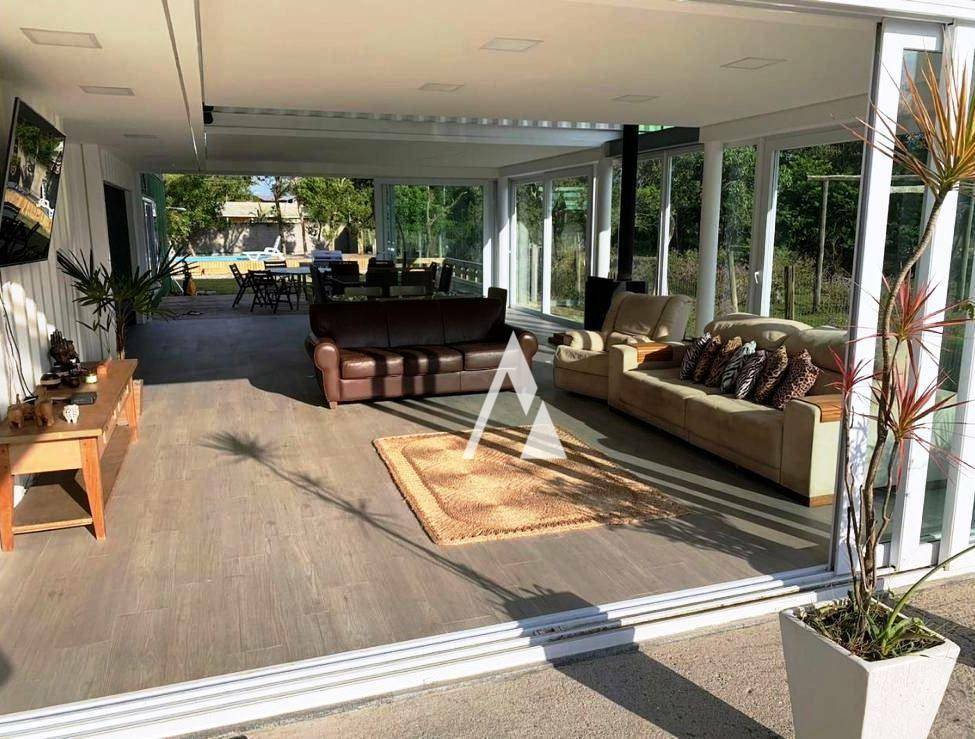 Casa de Condomínio para alugar com 3 quartos, 400m² - Foto 10