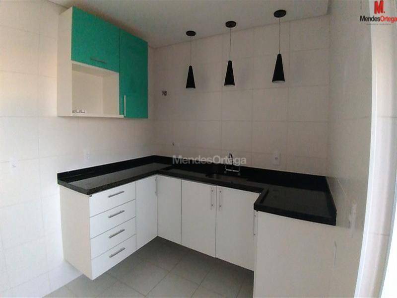 Apartamento à venda com 2 quartos, 70m² - Foto 7