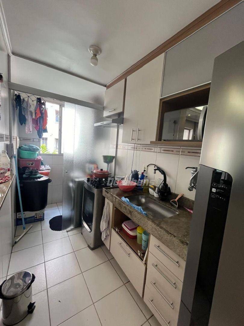 Apartamento à venda com 2 quartos, 48m² - Foto 7