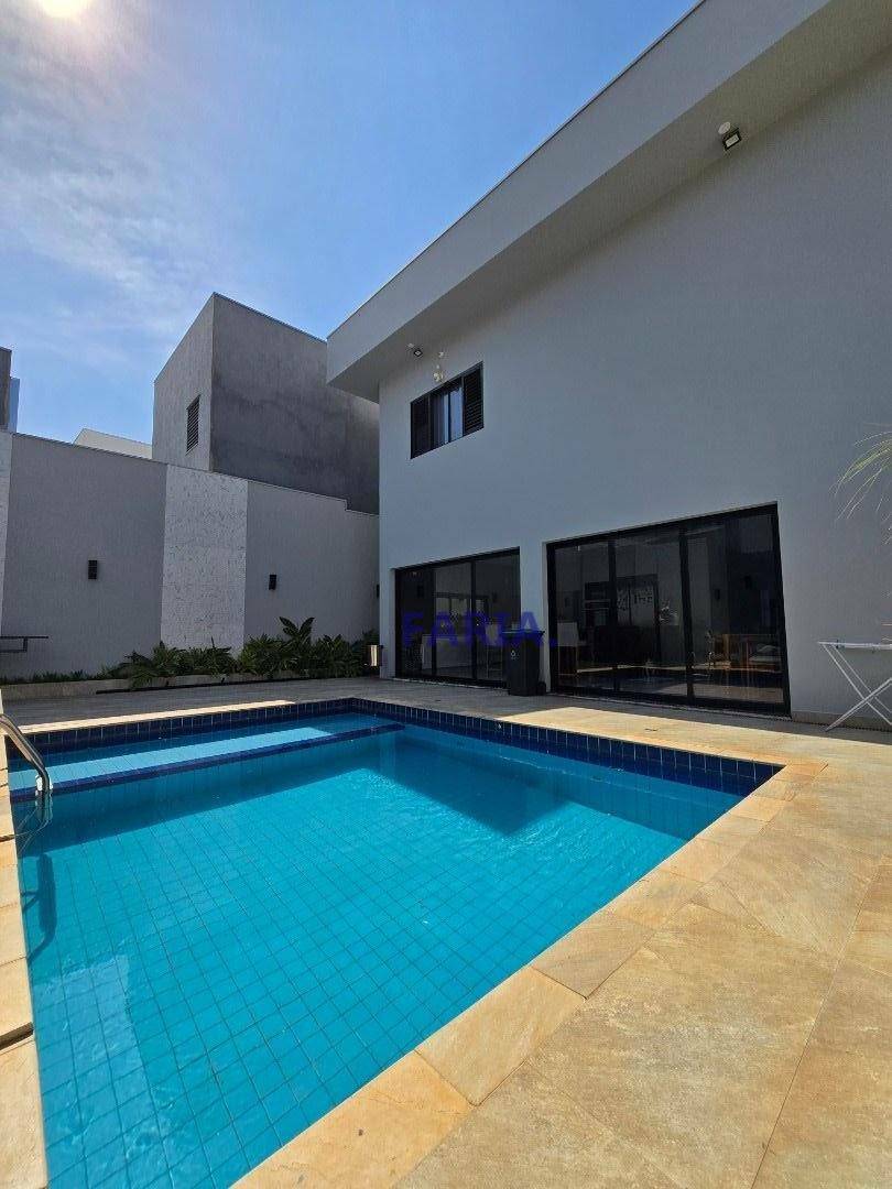 Casa de Condomínio, 4 quartos - Foto 1