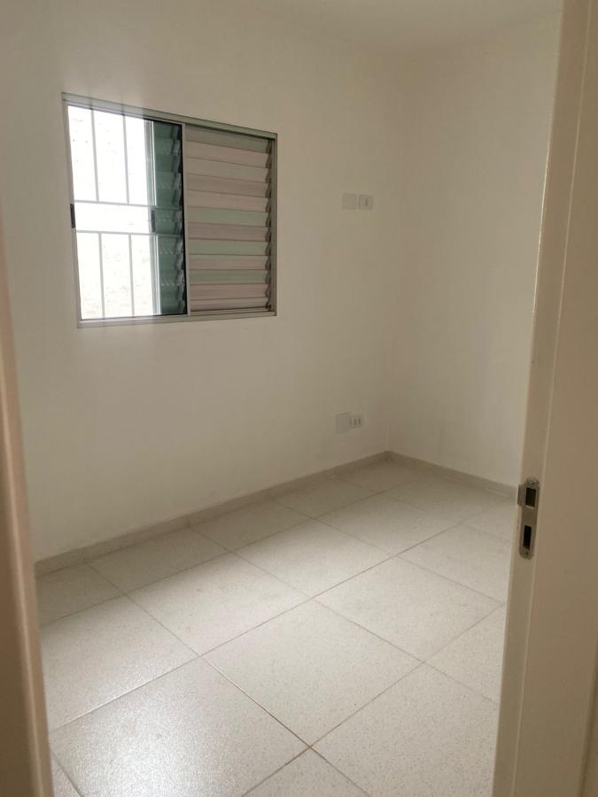 Casa para alugar com 2 quartos, 50m² - Foto 7