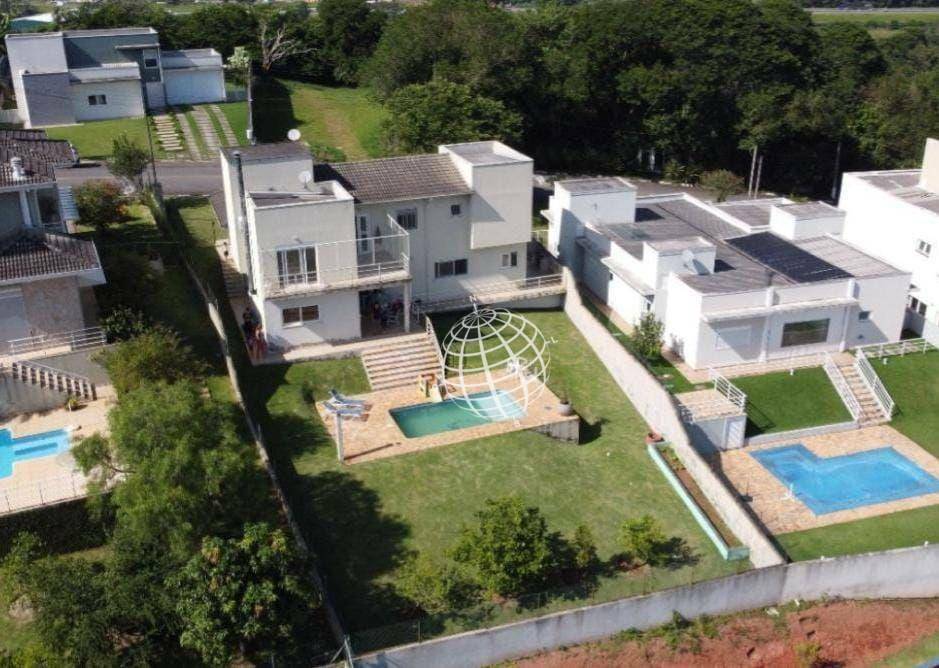 Casa à venda com 4 quartos, 250m² - Foto 23