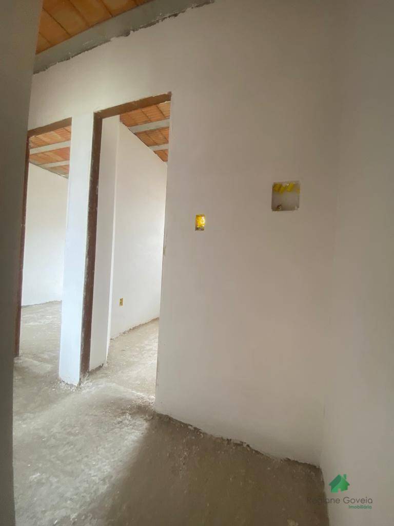 Casa à venda com 3 quartos, 110m² - Foto 13