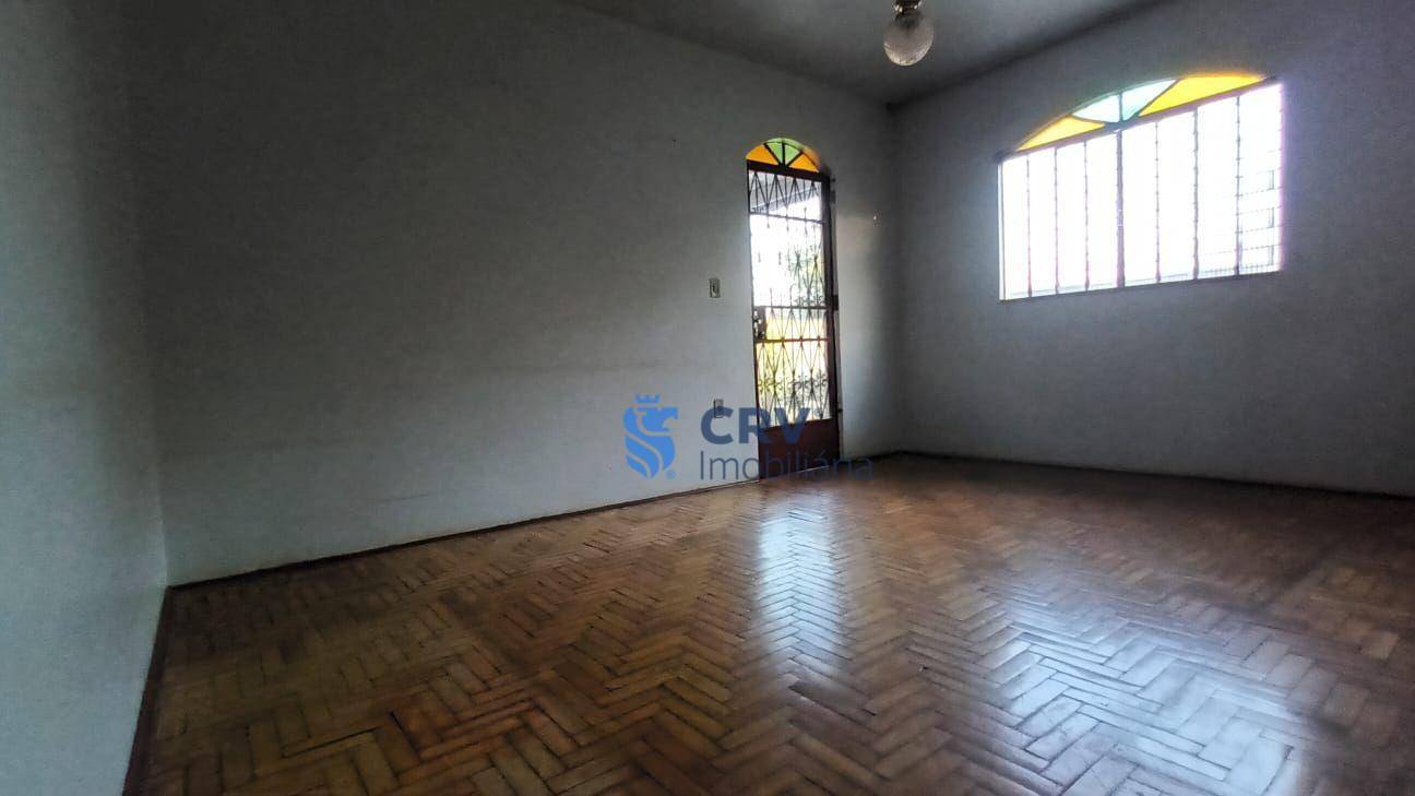 Casa à venda com 3 quartos, 320m² - Foto 10