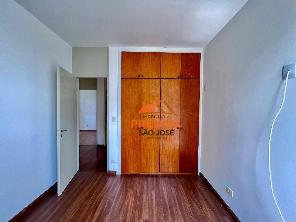 Apartamento à venda com 3 quartos, 93m² - Foto 8