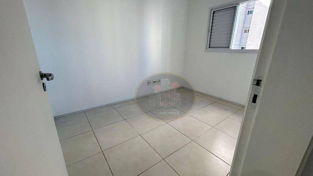 Apartamento para alugar com 3 quartos, 93m² - Foto 6