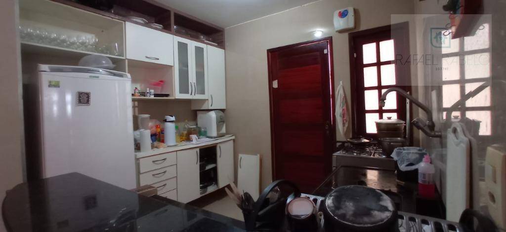 Casa à venda e aluguel com 3 quartos, 110m² - Foto 8