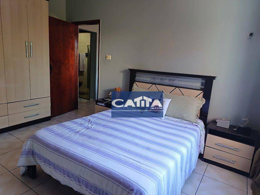 Casa à venda com 3 quartos, 215m² - Foto 14