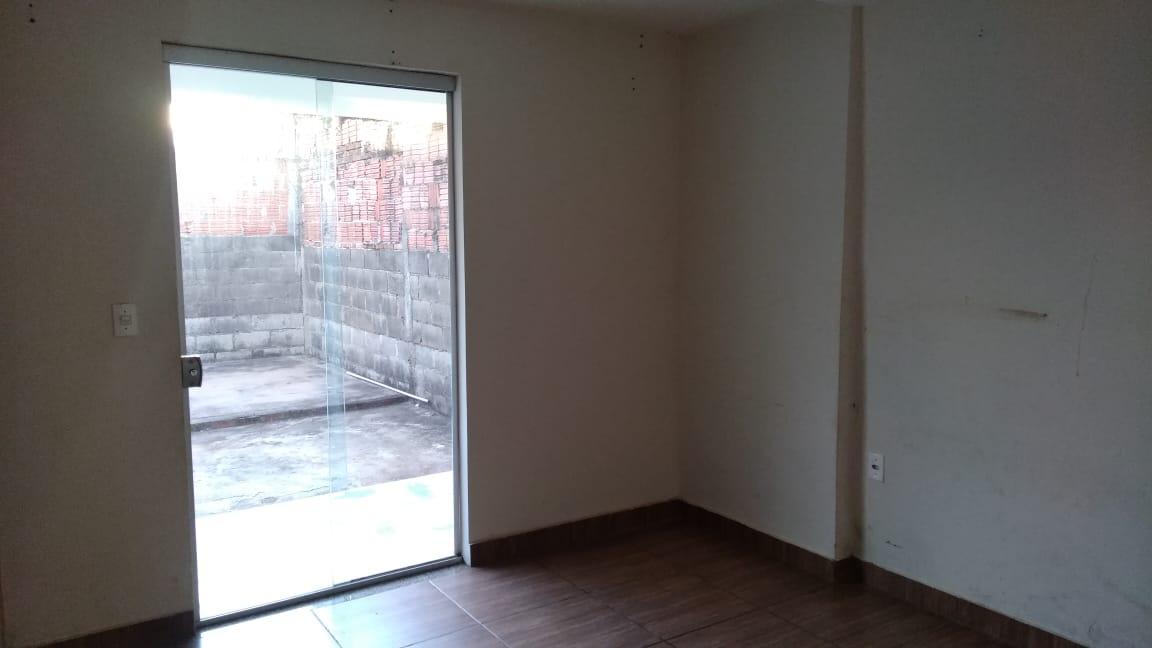 Casa à venda com 3 quartos, 200m² - Foto 11