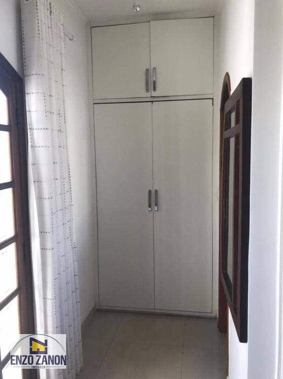 Sobrado à venda com 4 quartos, 228m² - Foto 22