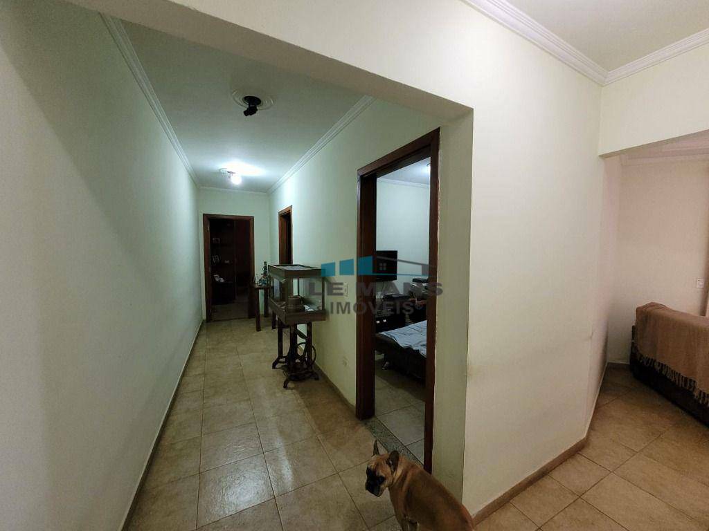 Casa à venda com 3 quartos, 200m² - Foto 12