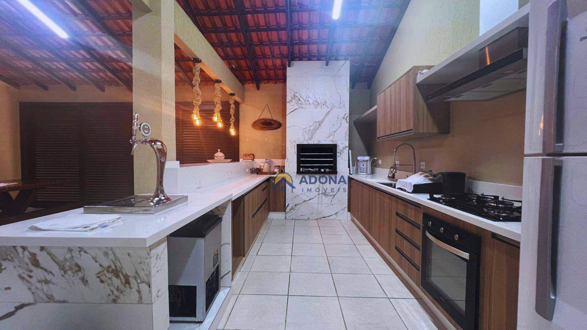 Casa à venda com 4 quartos, 300m² - Foto 18