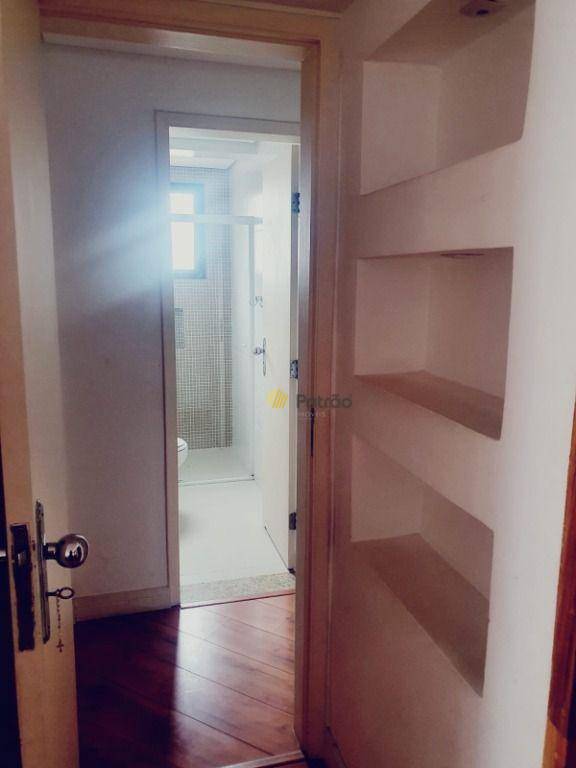 Apartamento à venda com 3 quartos, 130m² - Foto 7