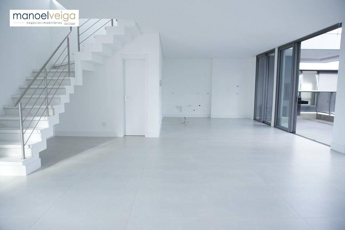 Apartamento à venda com 3 quartos, 147m² - Foto 9