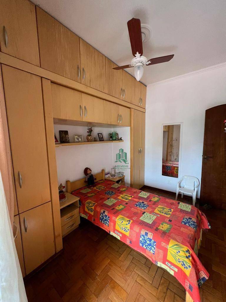 Casa à venda com 3 quartos, 250m² - Foto 7