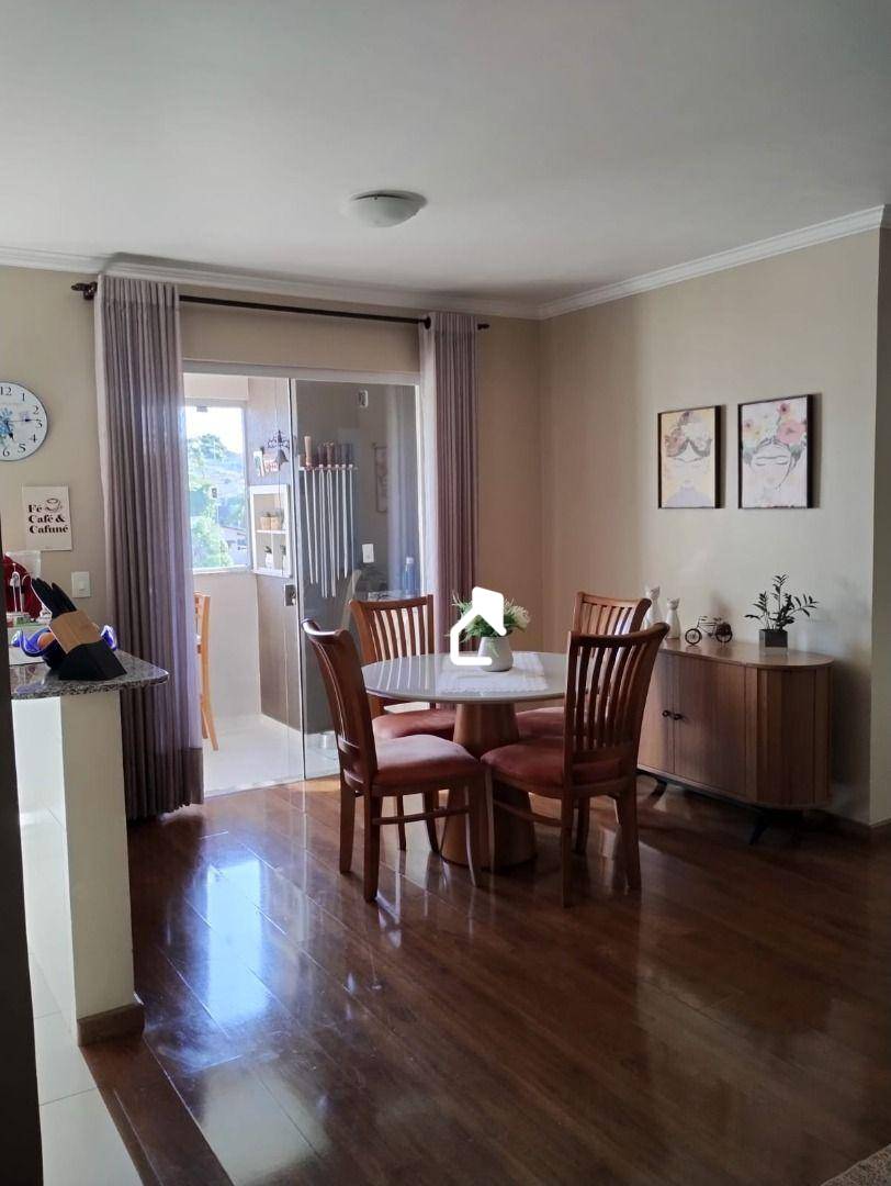 Apartamento à venda com 2 quartos, 72m² - Foto 2
