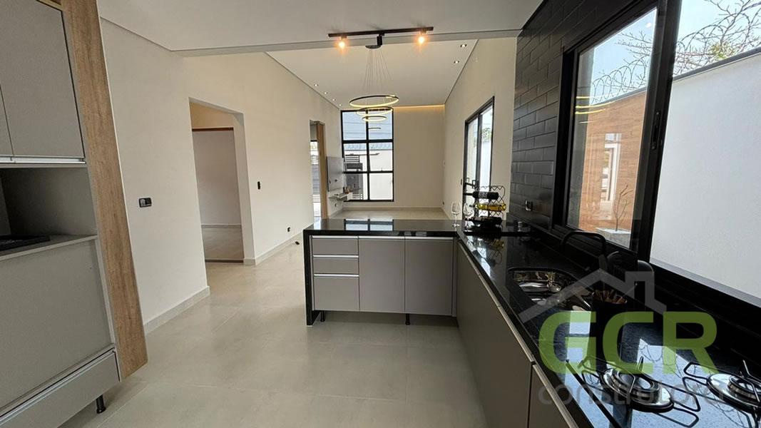 Casa à venda com 3 quartos, 420m² - Foto 11