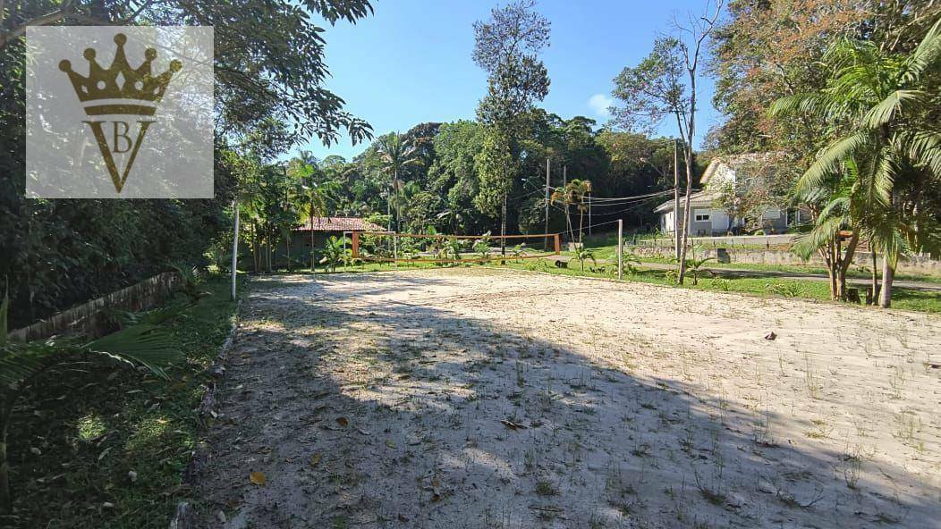Casa de Condomínio para alugar com 3 quartos, 261m² - Foto 19