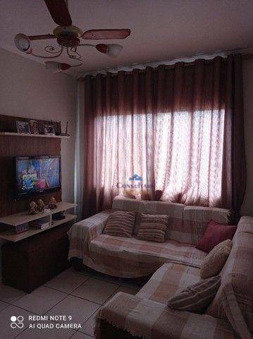 Apartamento à venda com 2 quartos, 60m² - Foto 1