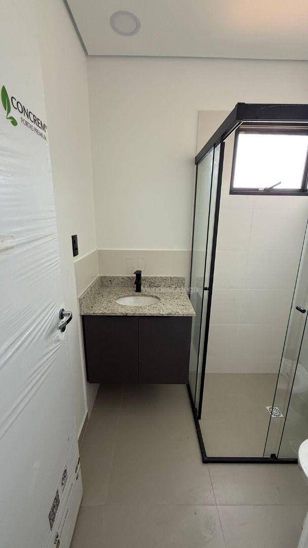 Apartamento para alugar com 3 quartos, 85m² - Foto 15