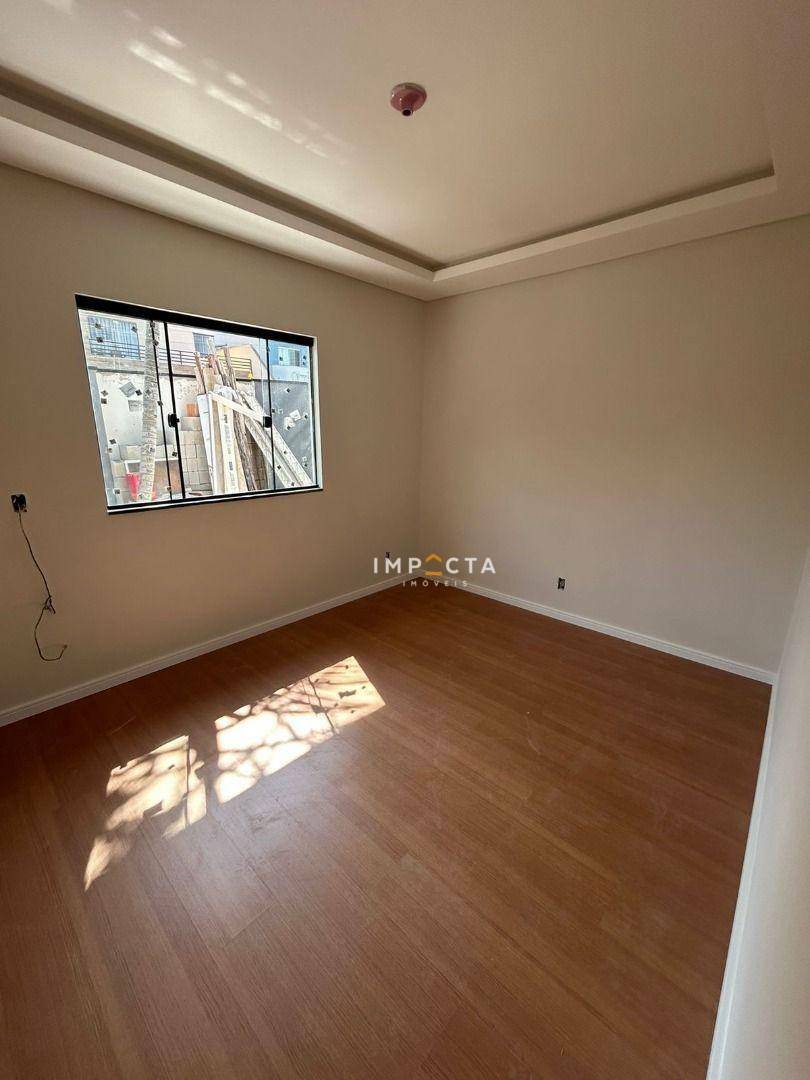 Casa à venda com 3 quartos, 300m² - Foto 12