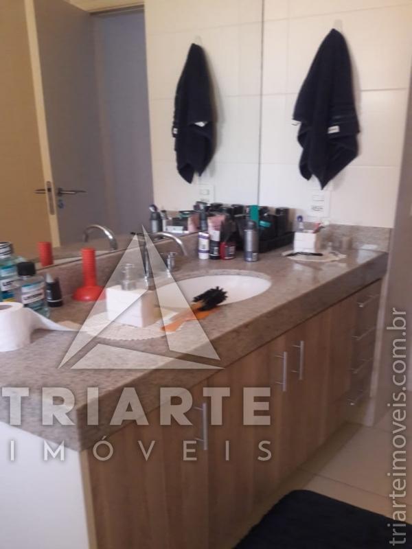 Apartamento à venda com 4 quartos, 194m² - Foto 7