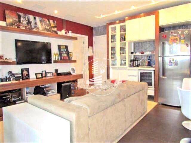 Apartamento à venda com 2 quartos, 70m² - Foto 5