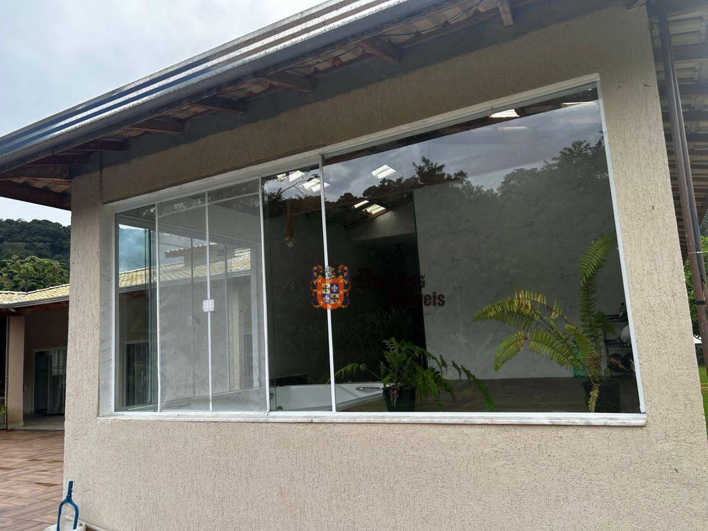 Chácara à venda com 4 quartos, 300m² - Foto 10