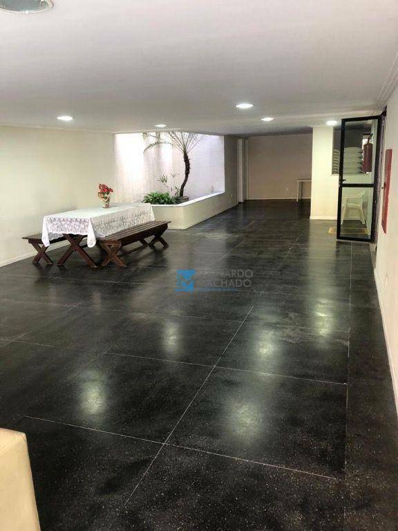 Apartamento à venda com 4 quartos, 139m² - Foto 3