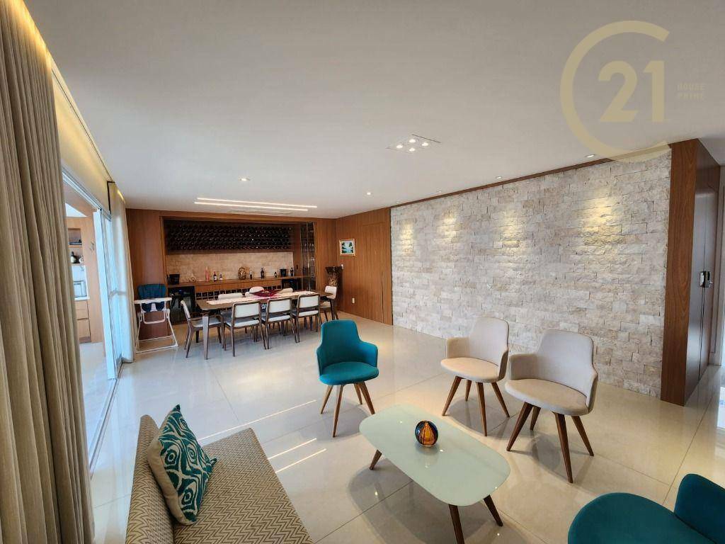 Apartamento à venda com 3 quartos, 210m² - Foto 2