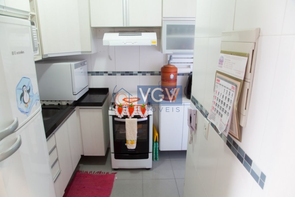 Apartamento à venda com 2 quartos, 67m² - Foto 9