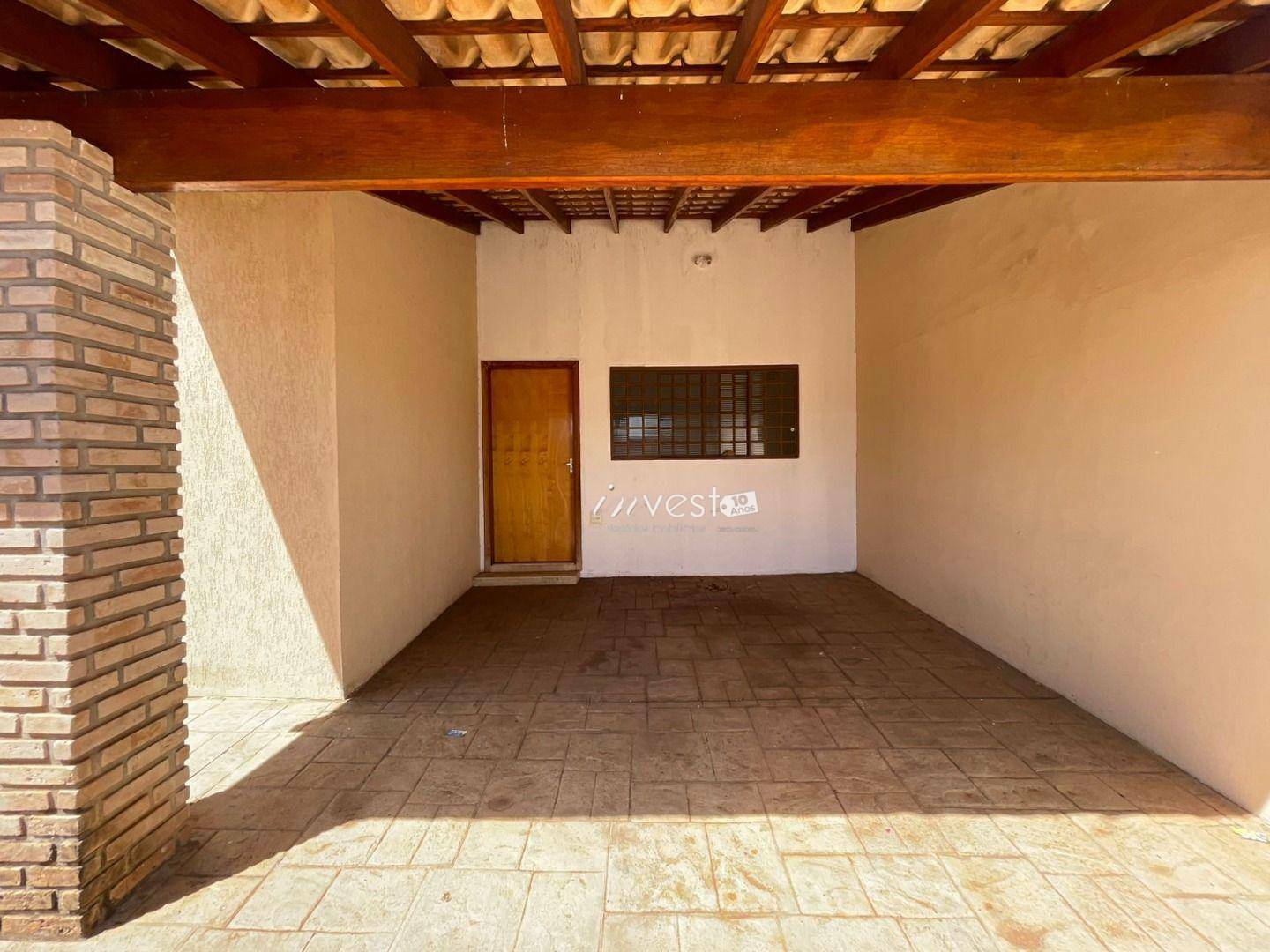 Casa à venda com 2 quartos, 70m² - Foto 4