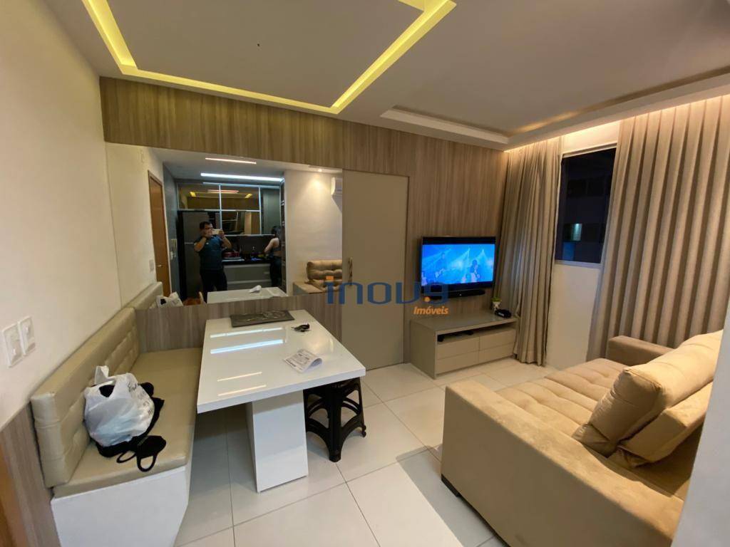 Apartamento à venda com 2 quartos, 45m² - Foto 1