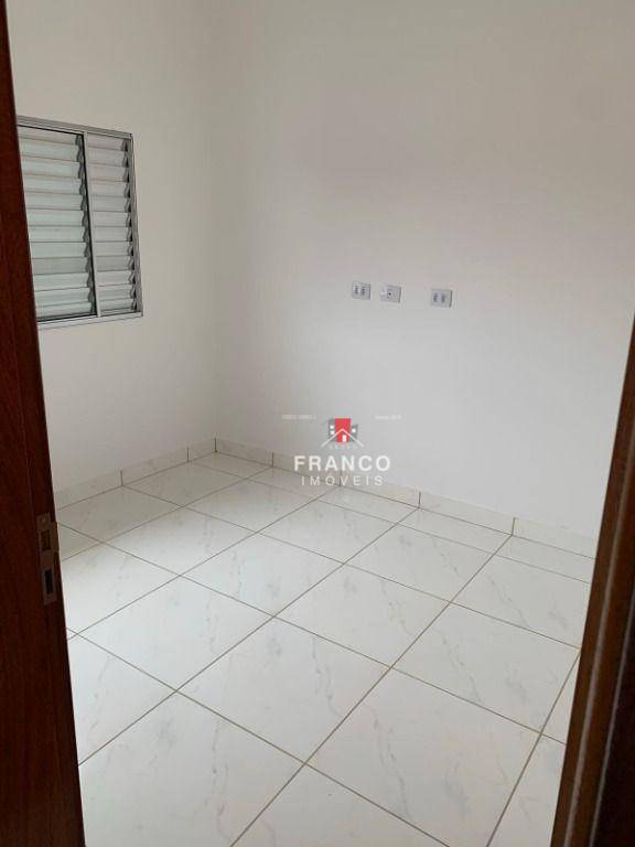 Casa à venda com 3 quartos, 208m² - Foto 23